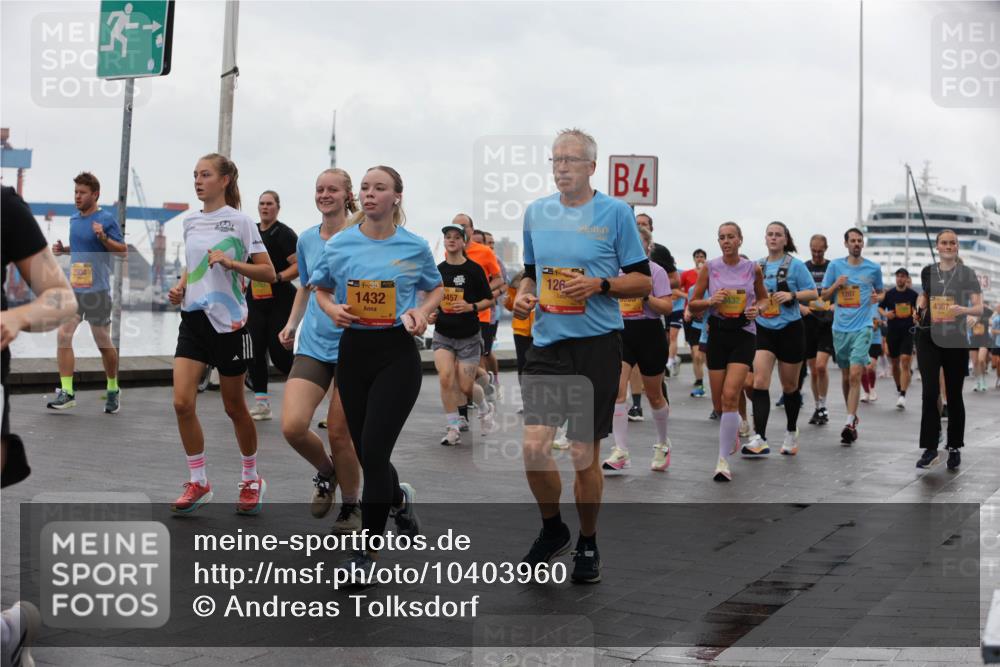 13.09.2026 - Kiel Lauf Andreas Tolksdorf http://msf.ph/oto/10403960 13.09.2026 11:04:17 Kiellinie 2904, 3, 138, 1432, 3457, 126, 4, 1207, 4387 meine-sportfotos.de