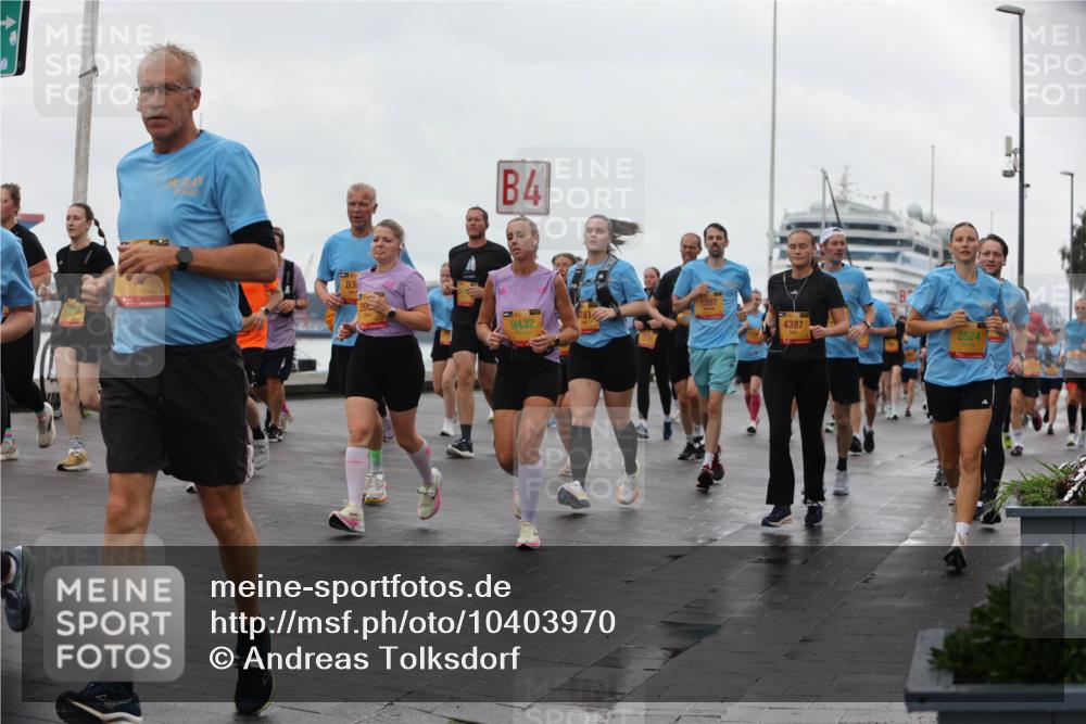 13.09.2026 - Kiel Lauf Andreas Tolksdorf http://msf.ph/oto/10403970 13.09.2026 11:04:18 Kiellinie 83, 4, 9432, 181, 1207, 4387, 2524 meine-sportfotos.de