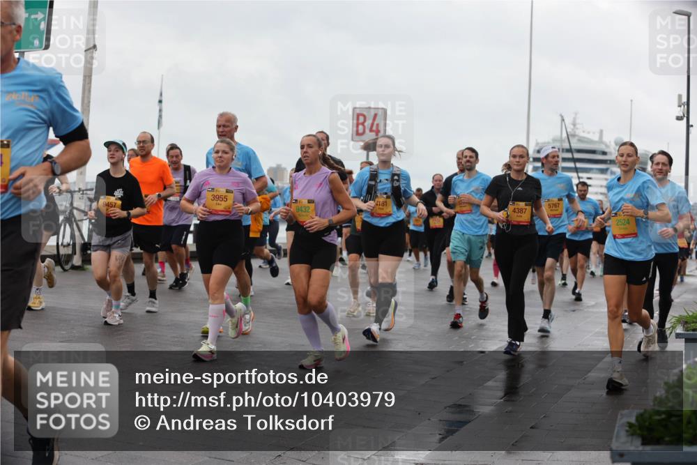 13.09.2026 - Kiel Lauf Andreas Tolksdorf http://msf.ph/oto/10403979 13.09.2026 11:04:18 Kiellinie 4, 3955, 5767, 4181, 4387, 9457, 9432, 2524 meine-sportfotos.de
