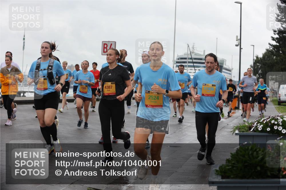 13.09.2026 - Kiel Lauf Andreas Tolksdorf http://msf.ph/oto/10404001 13.09.2026 11:04:19 Kiellinie 3190, 4181, 39, 11435, 1502, 38, 4387, 2524 meine-sportfotos.de