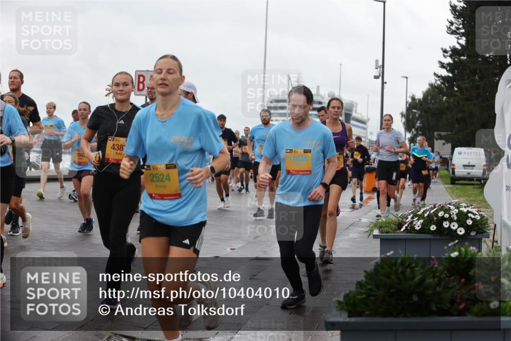 13.09.2026 - Kiel Lauf Andreas Tolksdorf http://msf.ph/oto/10404010 13.09.2026 11:04:20 Kiellinie 1502, 381, 438, 39, 2524, 38, 11435, 000 meine-sportfotos.de