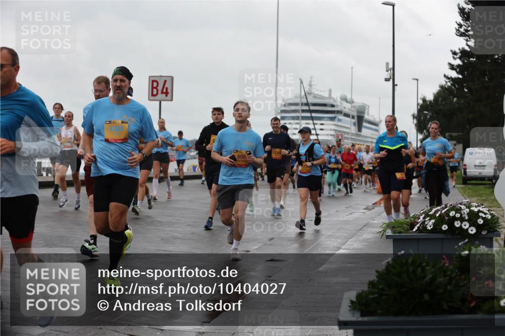 13.09.2026 - Kiel Lauf Andreas Tolksdorf http://msf.ph/oto/10404027 13.09.2026 11:04:24 Kiellinie 1, 38, 4303, 4, 695, 12322, 313 meine-sportfotos.de