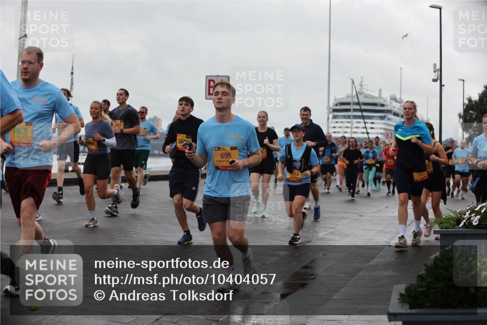 13.09.2026 - Kiel Lauf Andreas Tolksdorf http://msf.ph/oto/10404057 13.09.2026 11:04:25 Kiellinie 8629, 9397, 4453, 5809, 39, 695, 313, 3 meine-sportfotos.de
