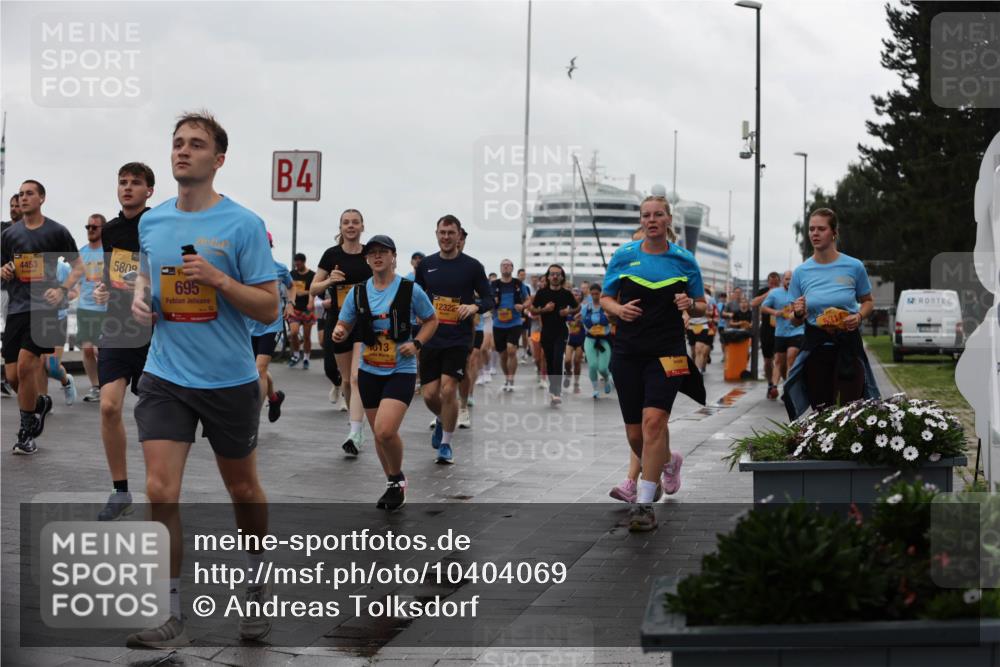 13.09.2026 - Kiel Lauf Andreas Tolksdorf http://msf.ph/oto/10404069 13.09.2026 11:04:25 Kiellinie 4453, 5800, 695, 84, 4, 313, 12322 meine-sportfotos.de