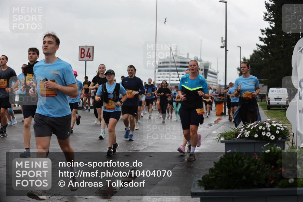 13.09.2026 - Kiel Lauf Andreas Tolksdorf http://msf.ph/oto/10404070 13.09.2026 11:04:25 Kiellinie 4453, 5808, 4, 6313, 1232 meine-sportfotos.de