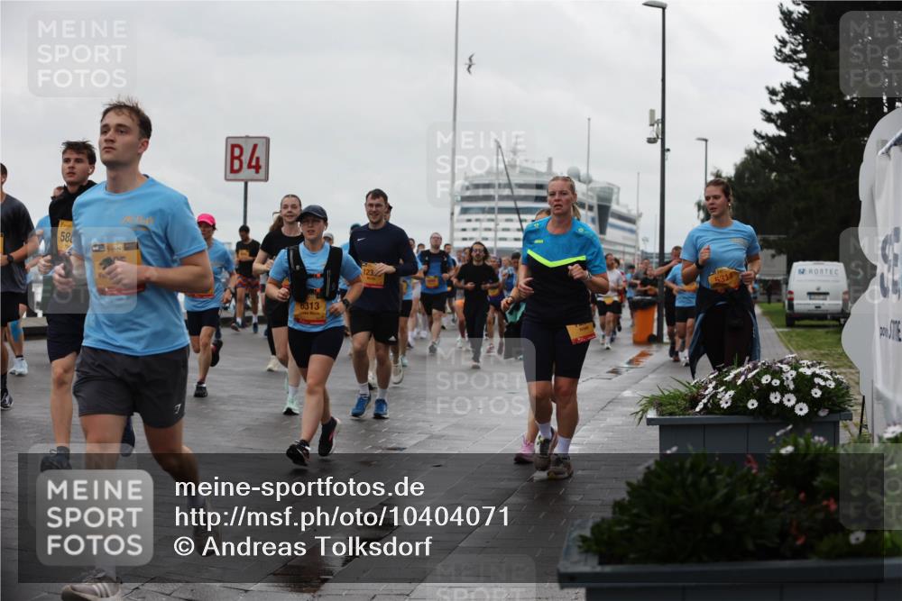 13.09.2026 - Kiel Lauf Andreas Tolksdorf http://msf.ph/oto/10404071 13.09.2026 11:04:26 Kiellinie 58, 4, 6313, 123 meine-sportfotos.de