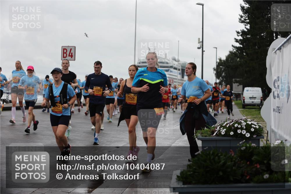 13.09.2026 - Kiel Lauf Andreas Tolksdorf http://msf.ph/oto/10404087 13.09.2026 11:04:26 Kiellinie 2801, 4, 13, 12322, 7529, 3 meine-sportfotos.de