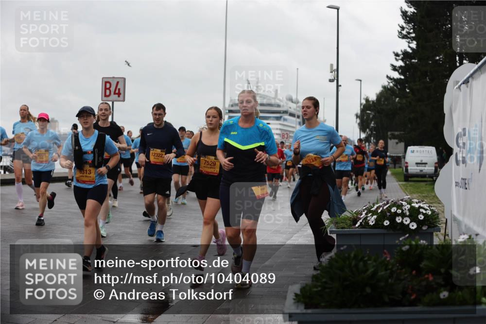 13.09.2026 - Kiel Lauf Andreas Tolksdorf http://msf.ph/oto/10404089 13.09.2026 11:04:26 Kiellinie 2801, 6313, 4, 12322, 39, 7529, 3, 53 meine-sportfotos.de