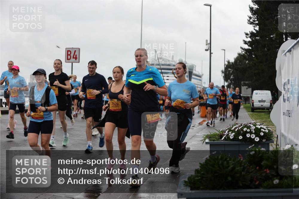 13.09.2026 - Kiel Lauf Andreas Tolksdorf http://msf.ph/oto/10404096 13.09.2026 11:04:26 Kiellinie 2801, 13, 85, 4, 7529 meine-sportfotos.de