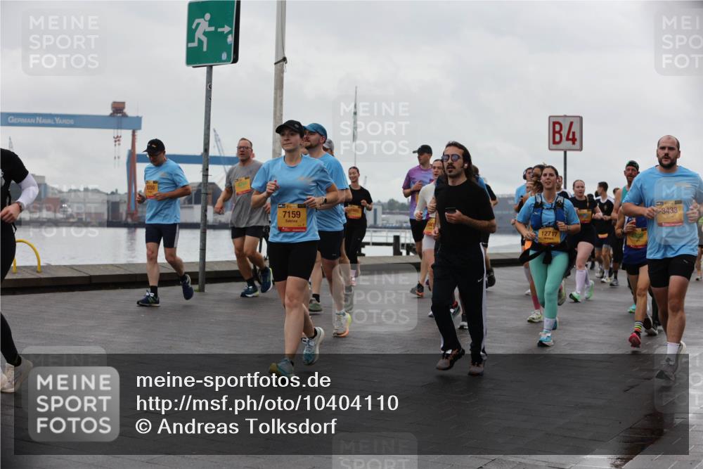 13.09.2026 - Kiel Lauf Andreas Tolksdorf http://msf.ph/oto/10404110 13.09.2026 11:04:31 Kiellinie 39, 7159, 2460, 4, 12717, 3433 meine-sportfotos.de