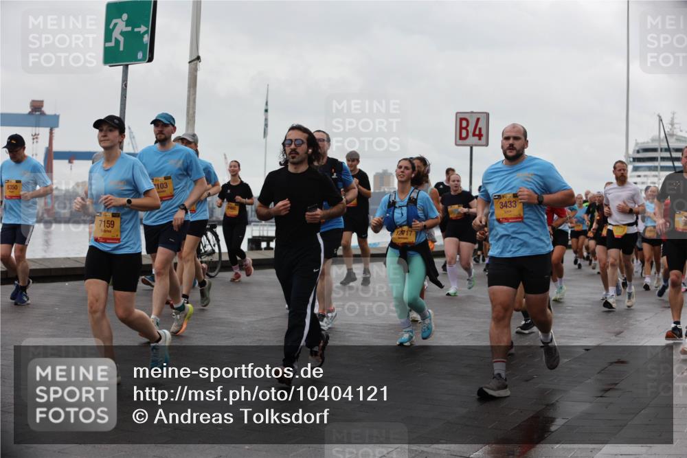 13.09.2026 - Kiel Lauf Andreas Tolksdorf http://msf.ph/oto/10404121 13.09.2026 11:04:32 Kiellinie 26, 8350, 3, 7159, 103, 12717, 4, 3433 meine-sportfotos.de