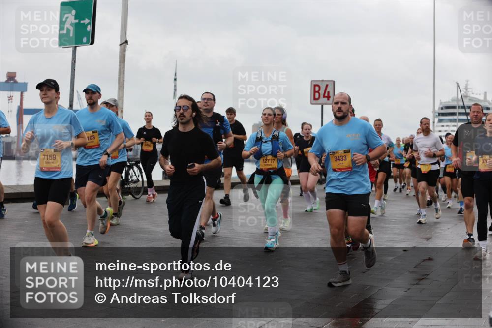 13.09.2026 - Kiel Lauf Andreas Tolksdorf http://msf.ph/oto/10404123 13.09.2026 11:04:32 Kiellinie 3, 38, 7159, 103, 4, 12717, 3433, 37 meine-sportfotos.de
