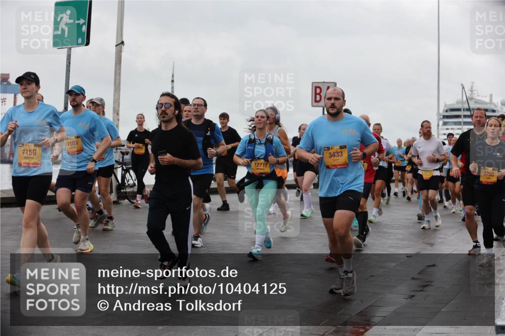13.09.2026 - Kiel Lauf Andreas Tolksdorf http://msf.ph/oto/10404125 13.09.2026 11:04:32 Kiellinie 39, 7159, 7103, 12717, 3433, 3760 meine-sportfotos.de