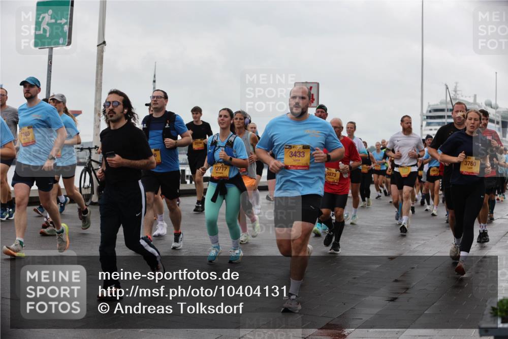 13.09.2026 - Kiel Lauf Andreas Tolksdorf http://msf.ph/oto/10404131 13.09.2026 11:04:32 Kiellinie 7103, 2034, 12717, 38, 3433, 517, 10631, 8873, 39, 3760 meine-sportfotos.de