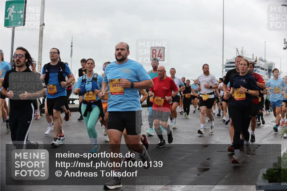 13.09.2026 - Kiel Lauf Andreas Tolksdorf http://msf.ph/oto/10404139 13.09.2026 11:04:32 Kiellinie 6866, 12717, 29, 4, 39, 3433, 4, 8873, 5133, 3760 meine-sportfotos.de