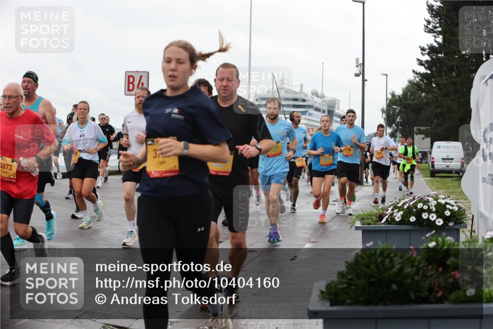 13.09.2026 - Kiel Lauf Andreas Tolksdorf http://msf.ph/oto/10404160 13.09.2026 11:04:34 Kiellinie 39, 8873, 33, 3, 3196 meine-sportfotos.de