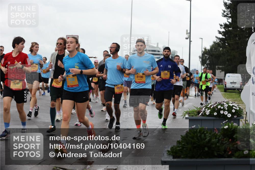 13.09.2026 - Kiel Lauf Andreas Tolksdorf http://msf.ph/oto/10404169 13.09.2026 11:04:36 Kiellinie 3299, 7115, 39, 7533, 6975, 8196, 134, 00 meine-sportfotos.de