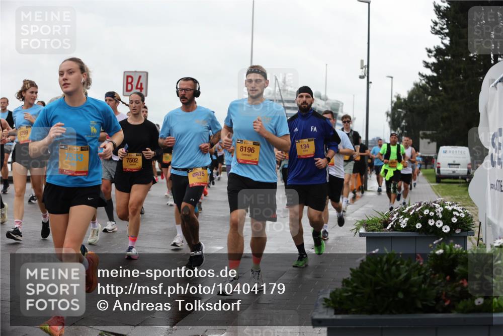 13.09.2026 - Kiel Lauf Andreas Tolksdorf http://msf.ph/oto/10404179 13.09.2026 11:04:37 Kiellinie 3299, 4, 38, 7533, 7502, 6975, 38, 8196, 134, 000 meine-sportfotos.de