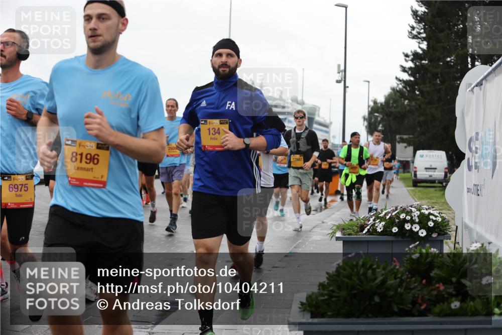13.09.2026 - Kiel Lauf Andreas Tolksdorf http://msf.ph/oto/10404211 13.09.2026 11:04:38 Kiellinie 38, 6975, 38, 8196, 2509, 38, 134, 12847 meine-sportfotos.de