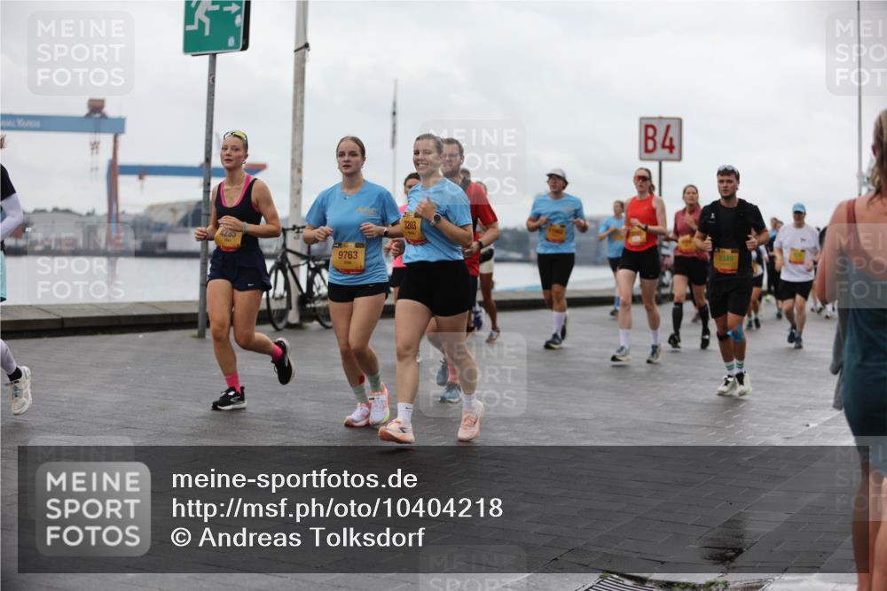 13.09.2026 - Kiel Lauf Andreas Tolksdorf http://msf.ph/oto/10404218 13.09.2026 11:04:56 Kiellinie 4235, 9763, 3203, 4, 3349 meine-sportfotos.de
