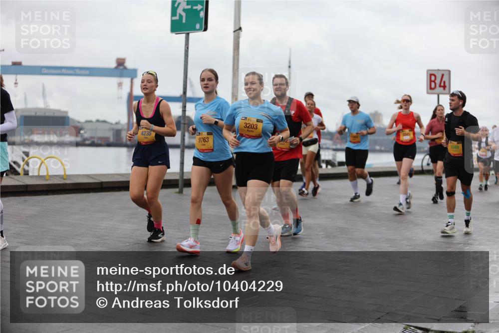 13.09.2026 - Kiel Lauf Andreas Tolksdorf http://msf.ph/oto/10404229 13.09.2026 11:04:57 Kiellinie 4235, 9763, 38, 3203, 3045, 4, 3349 meine-sportfotos.de