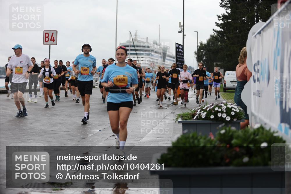 13.09.2026 - Kiel Lauf Andreas Tolksdorf http://msf.ph/oto/10404261 13.09.2026 11:05:00 Kiellinie 4838, 4, 9751, 12083, 9466, 3 meine-sportfotos.de