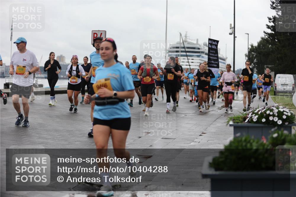 13.09.2026 - Kiel Lauf Andreas Tolksdorf http://msf.ph/oto/10404288 13.09.2026 11:05:01 Kiellinie 4838, 9751, 9466, 5304, 1747 meine-sportfotos.de