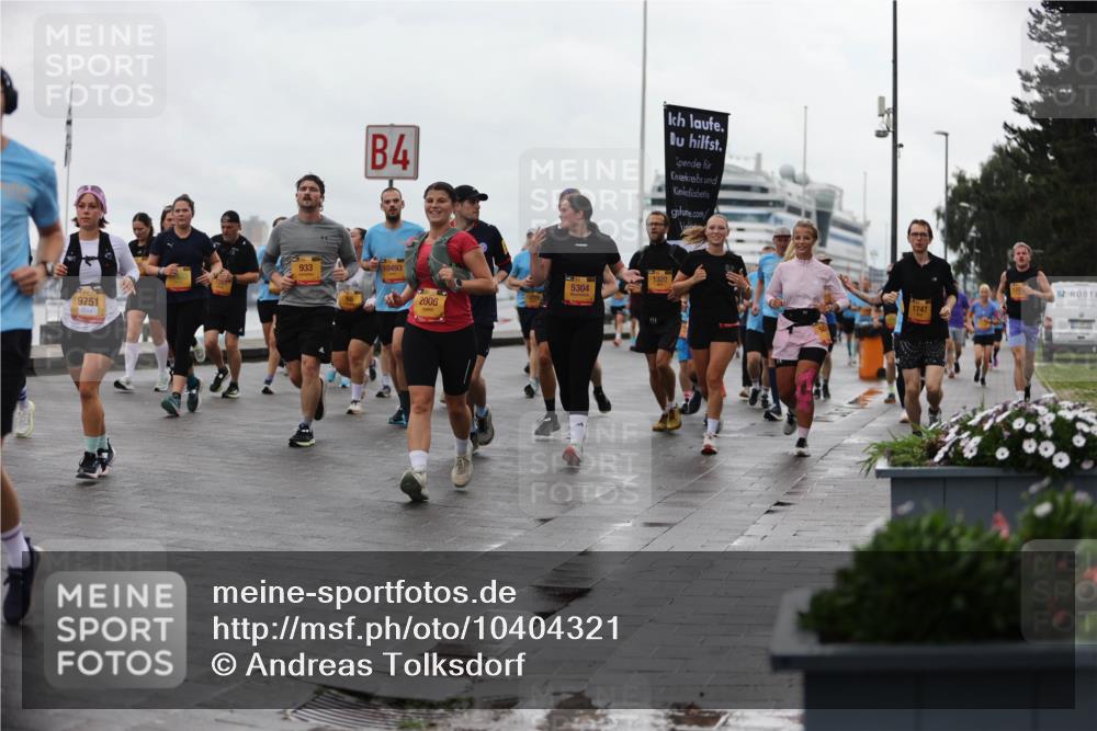 13.09.2026 - Kiel Lauf Andreas Tolksdorf http://msf.ph/oto/10404321 13.09.2026 11:05:03 Kiellinie 9751, 4, 933, 10493, 2006, 5304, 1320, 1747 meine-sportfotos.de