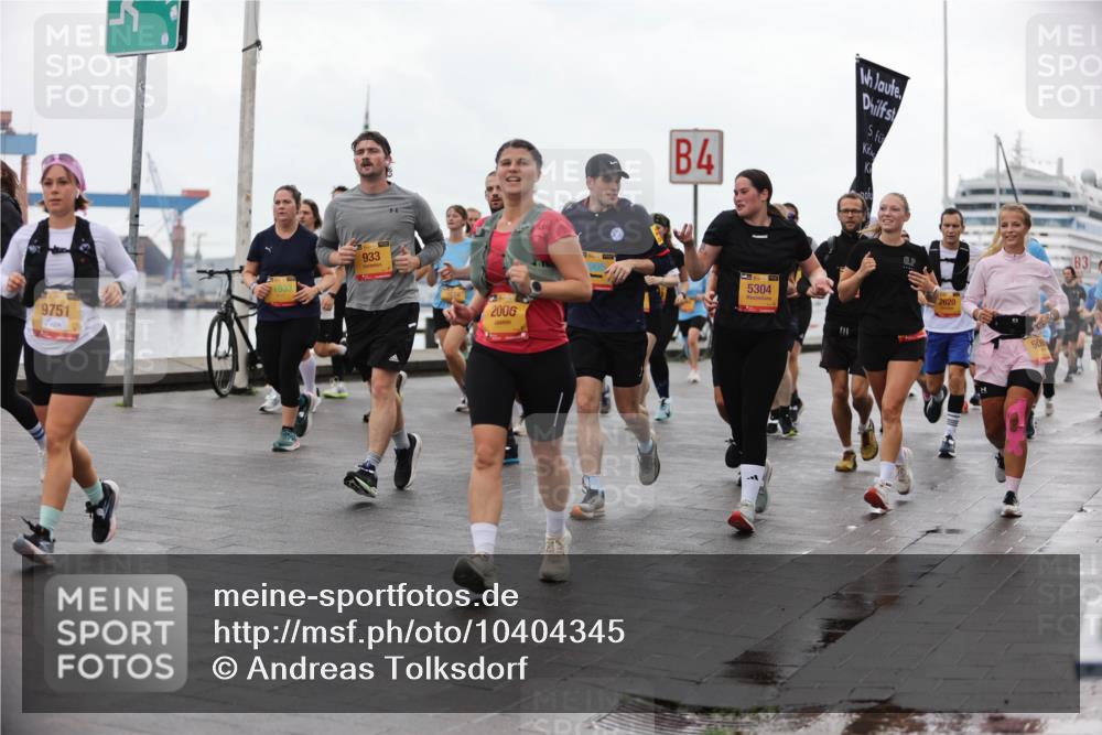 13.09.2026 - Kiel Lauf Andreas Tolksdorf http://msf.ph/oto/10404345 13.09.2026 11:05:04 Kiellinie 9751, 933, 4, 2006, 5304, 2620, 508, 83 meine-sportfotos.de