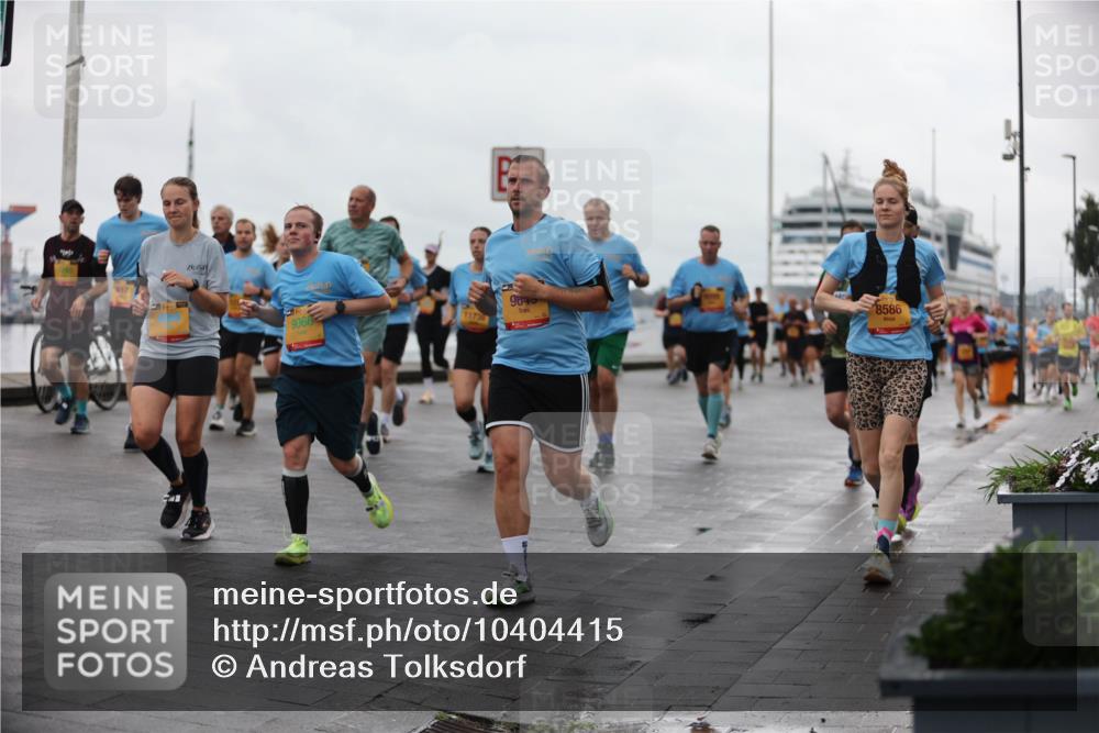 13.09.2026 - Kiel Lauf Andreas Tolksdorf http://msf.ph/oto/10404415 13.09.2026 11:05:14 Kiellinie 12, 9066, 1173, 9645, 8586 meine-sportfotos.de