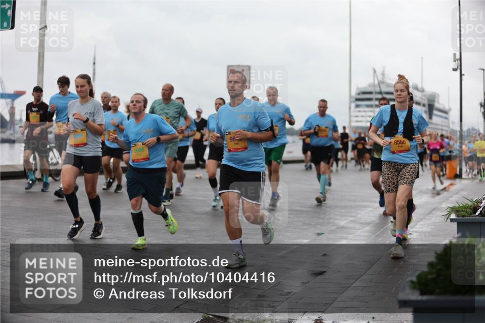 13.09.2026 - Kiel Lauf Andreas Tolksdorf http://msf.ph/oto/10404416 13.09.2026 11:05:14 Kiellinie 9066, 96, 8586 meine-sportfotos.de