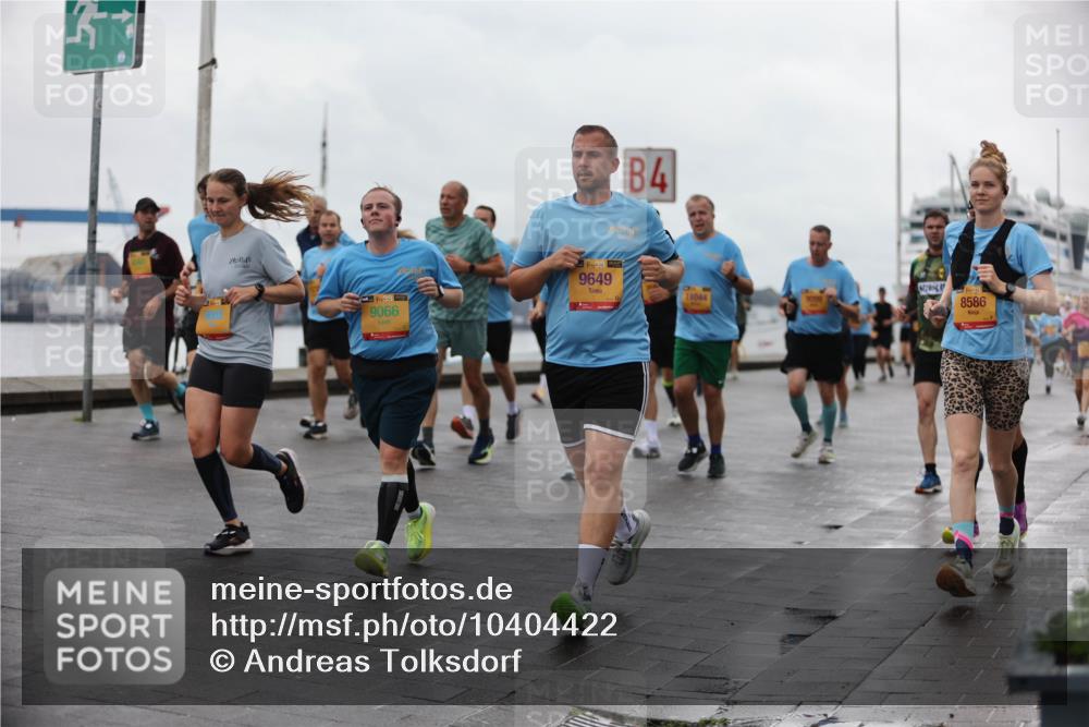 13.09.2026 - Kiel Lauf Andreas Tolksdorf http://msf.ph/oto/10404422 13.09.2026 11:05:15 Kiellinie 38, 9066, 4, 38, 9649, 11044, 8586 meine-sportfotos.de