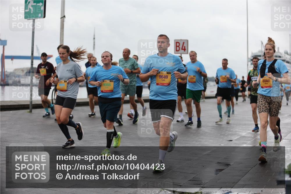 13.09.2026 - Kiel Lauf Andreas Tolksdorf http://msf.ph/oto/10404423 13.09.2026 11:05:15 Kiellinie 39, 9066, 38, 9649, 4, 1044, 8586 meine-sportfotos.de