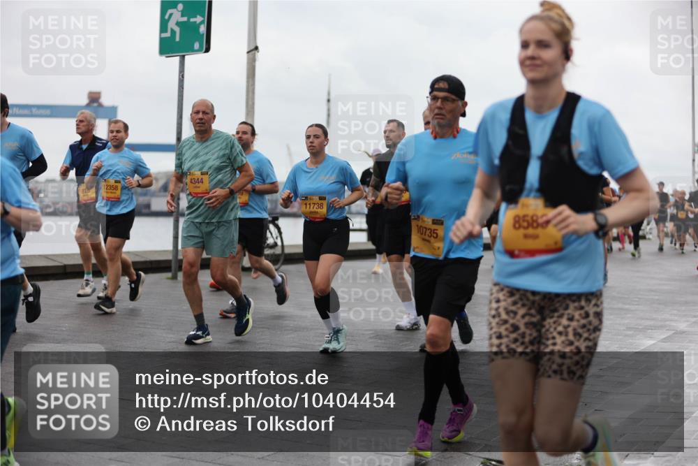 13.09.2026 - Kiel Lauf Andreas Tolksdorf http://msf.ph/oto/10404454 13.09.2026 11:05:16 Kiellinie 3, 39, 4344, 12358, 815, 11738, 8582, 10735 meine-sportfotos.de