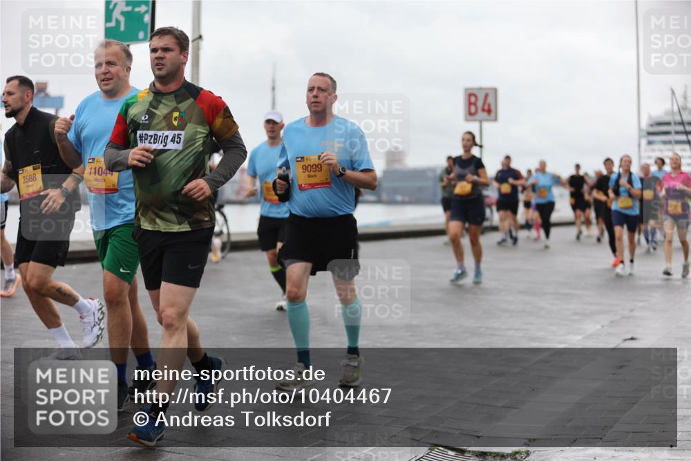 13.09.2026 - Kiel Lauf Andreas Tolksdorf http://msf.ph/oto/10404467 13.09.2026 11:05:18 Kiellinie 3588, 3, 11044, 45, 11, 39, 9099, 4 meine-sportfotos.de