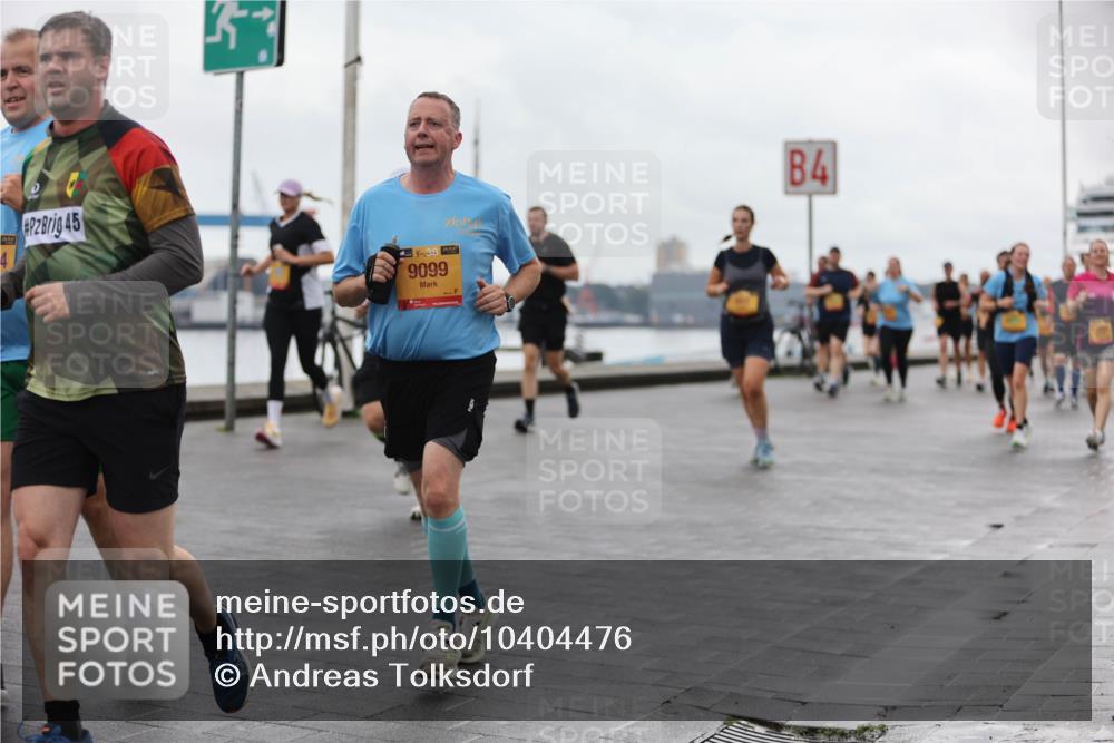 13.09.2026 - Kiel Lauf Andreas Tolksdorf http://msf.ph/oto/10404476 13.09.2026 11:05:18 Kiellinie 4, 2, 45, 38, 9099, 4 meine-sportfotos.de