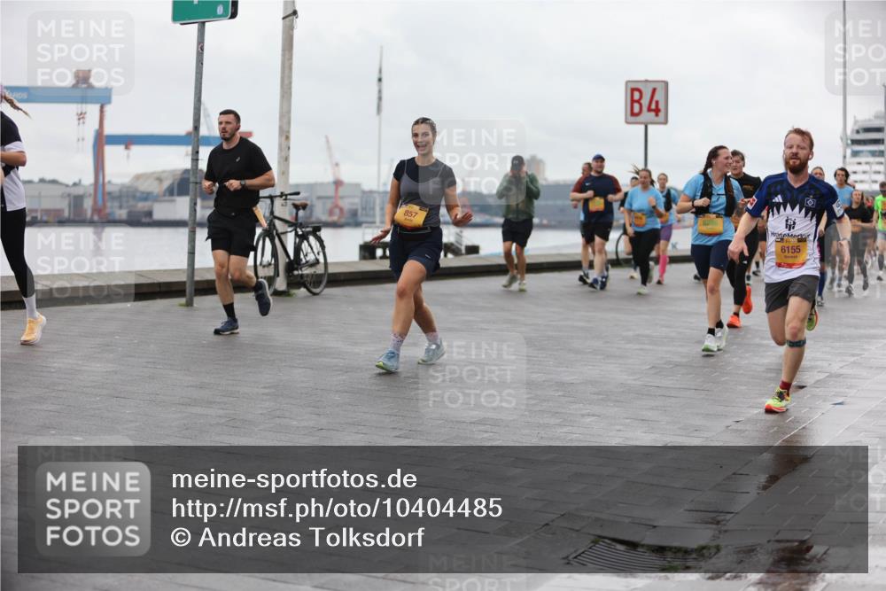 13.09.2026 - Kiel Lauf Andreas Tolksdorf http://msf.ph/oto/10404485 13.09.2026 11:05:20 Kiellinie 857, 4, 6256, 6155 meine-sportfotos.de