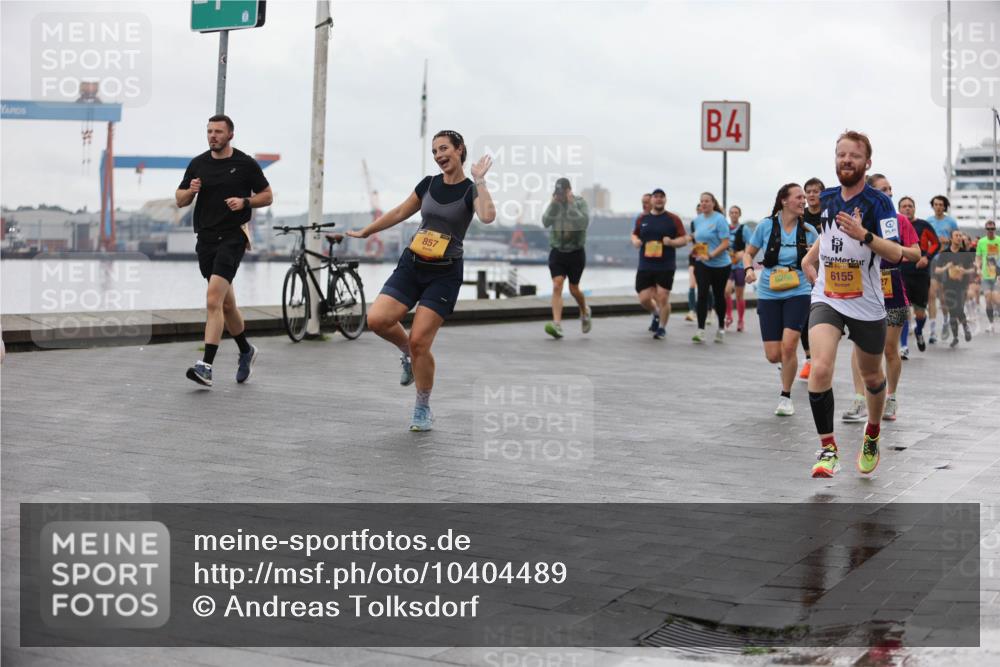 13.09.2026 - Kiel Lauf Andreas Tolksdorf http://msf.ph/oto/10404489 13.09.2026 11:05:20 Kiellinie 4, 857, 6256, 6155 meine-sportfotos.de