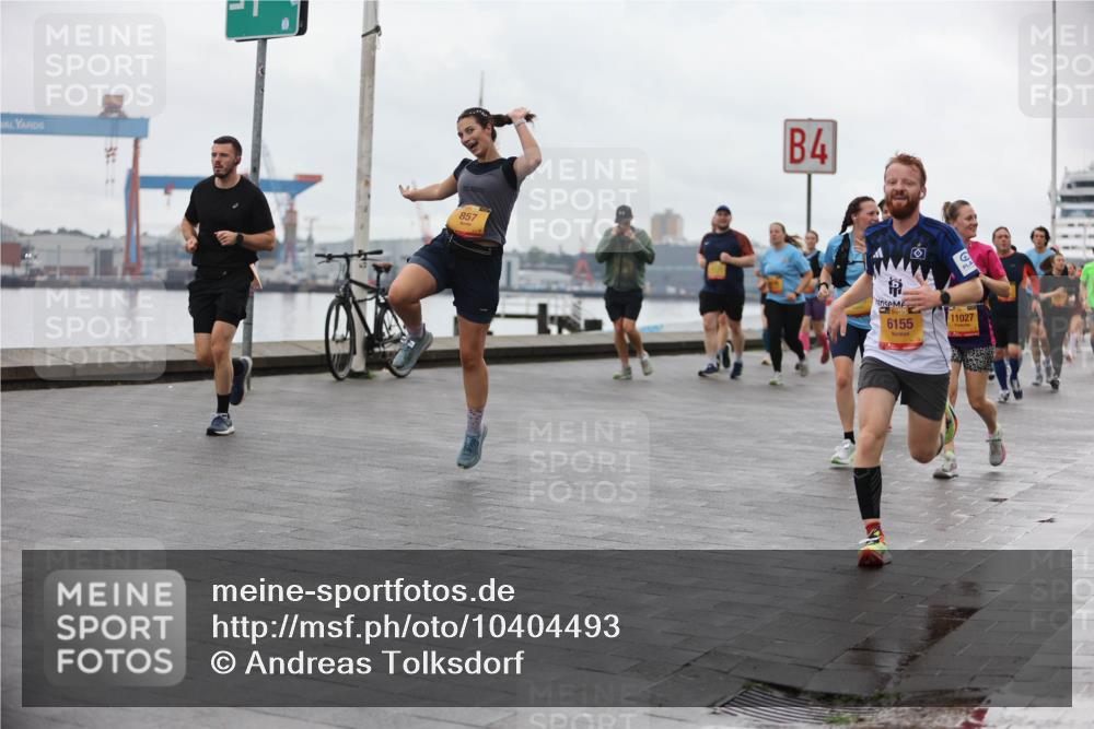 13.09.2026 - Kiel Lauf Andreas Tolksdorf http://msf.ph/oto/10404493 13.09.2026 11:05:20 Kiellinie 857, 4, 6155, 11027 meine-sportfotos.de