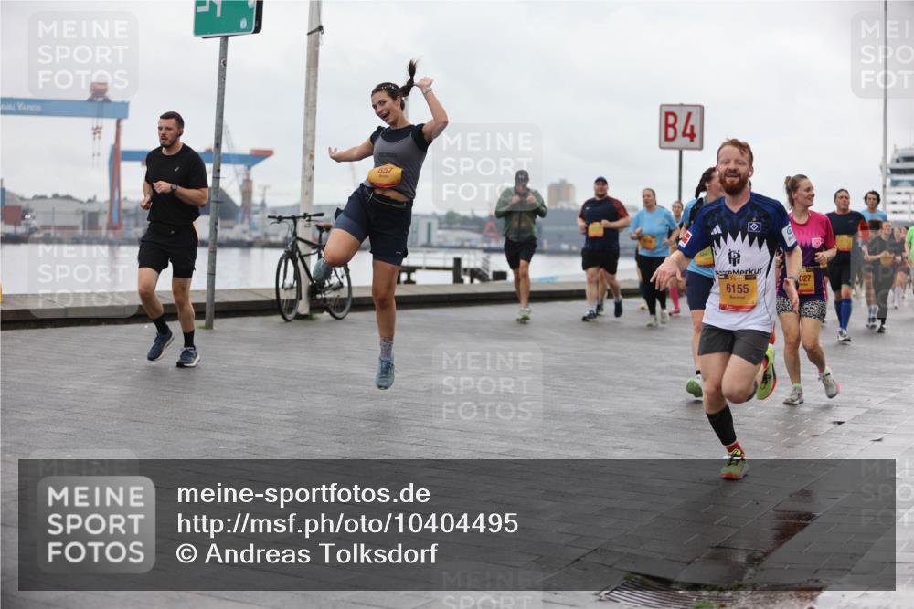 13.09.2026 - Kiel Lauf Andreas Tolksdorf http://msf.ph/oto/10404495 13.09.2026 11:05:20 Kiellinie 857, 4, 6155, 027 meine-sportfotos.de