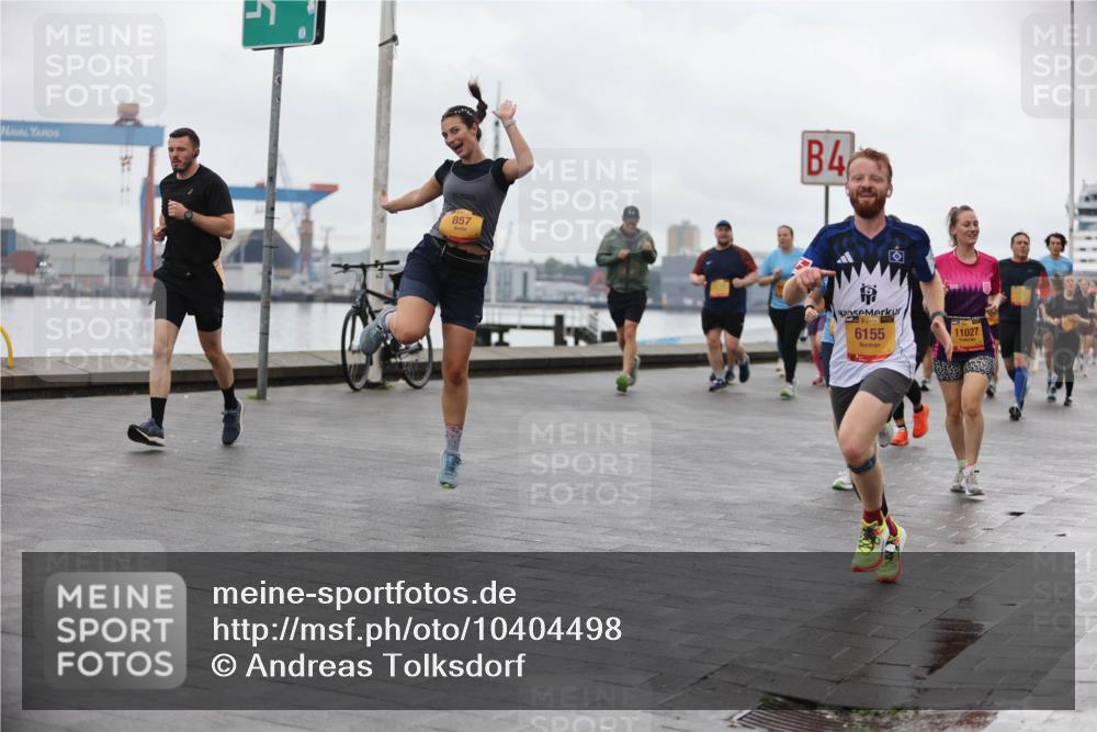13.09.2026 - Kiel Lauf Andreas Tolksdorf http://msf.ph/oto/10404498 13.09.2026 11:05:20 Kiellinie 31, 857, 4, 6155, 11027 meine-sportfotos.de