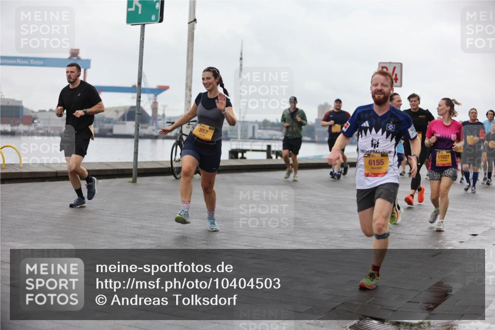13.09.2026 - Kiel Lauf Andreas Tolksdorf http://msf.ph/oto/10404503 13.09.2026 11:05:21 Kiellinie 857, 6155, 11027 meine-sportfotos.de