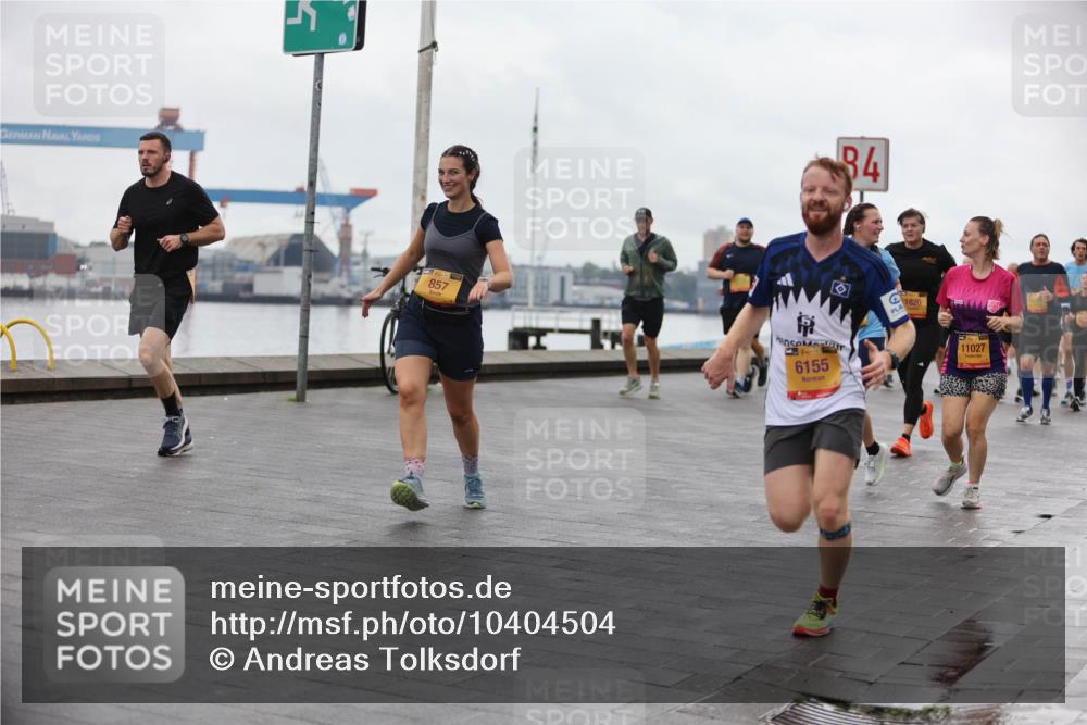 13.09.2026 - Kiel Lauf Andreas Tolksdorf http://msf.ph/oto/10404504 13.09.2026 11:05:21 Kiellinie 84, 857, 41430, 6155, 1820, 11027 meine-sportfotos.de