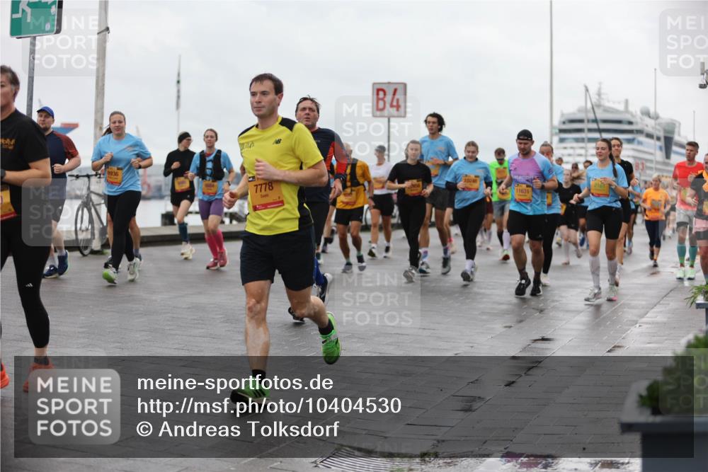13.09.2026 - Kiel Lauf Andreas Tolksdorf http://msf.ph/oto/10404530 13.09.2026 11:05:24 Kiellinie 8936, 7778, 4, 2161, 11631 meine-sportfotos.de