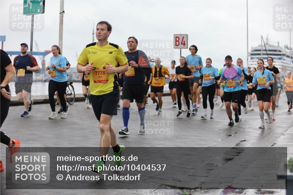 13.09.2026 - Kiel Lauf Andreas Tolksdorf http://msf.ph/oto/10404537 13.09.2026 11:05:24 Kiellinie 936, 1, 38, 7778, 19, 9282, 4, 10246, 11631, 2161 meine-sportfotos.de