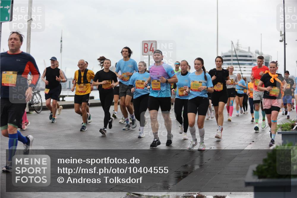 13.09.2026 - Kiel Lauf Andreas Tolksdorf http://msf.ph/oto/10404555 13.09.2026 11:05:26 Kiellinie 4, 719, 1956, 10246, 9282, 11631, 350, 2161, 6762, 10482 meine-sportfotos.de