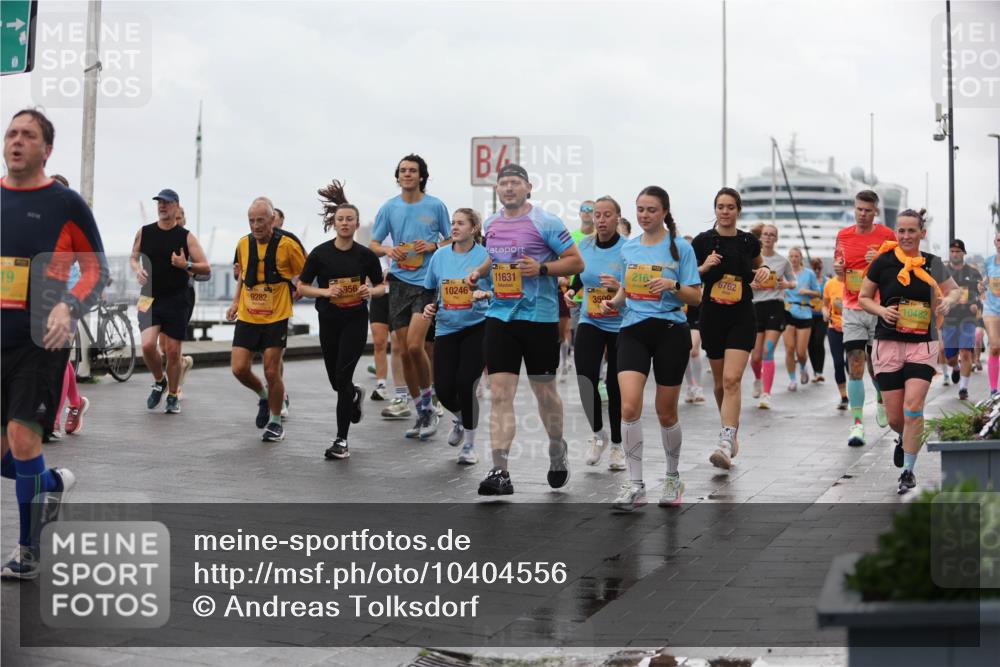13.09.2026 - Kiel Lauf Andreas Tolksdorf http://msf.ph/oto/10404556 13.09.2026 11:05:26 Kiellinie 19, 9282, 11631, 35, 3500, 956, 10246, 1, 38, 2161, 6762, 10482 meine-sportfotos.de