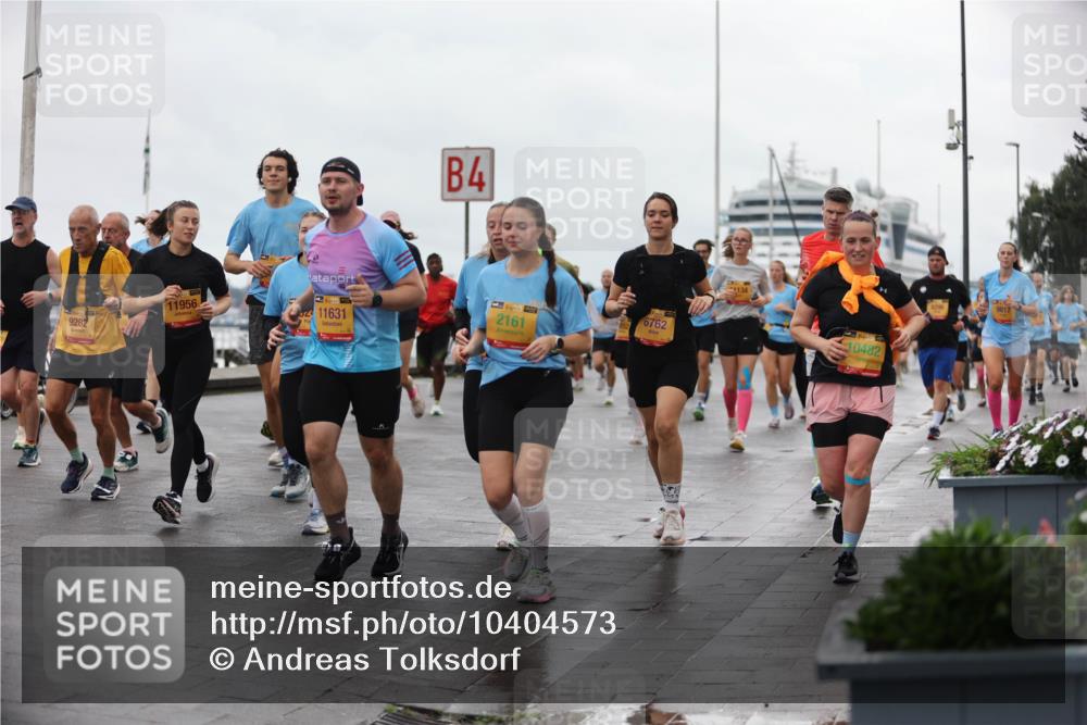 13.09.2026 - Kiel Lauf Andreas Tolksdorf http://msf.ph/oto/10404573 13.09.2026 11:05:26 Kiellinie 9282, 11956, 39, 11631, 4, 2161, 6762, 1134, 39, 10482, 9817 meine-sportfotos.de