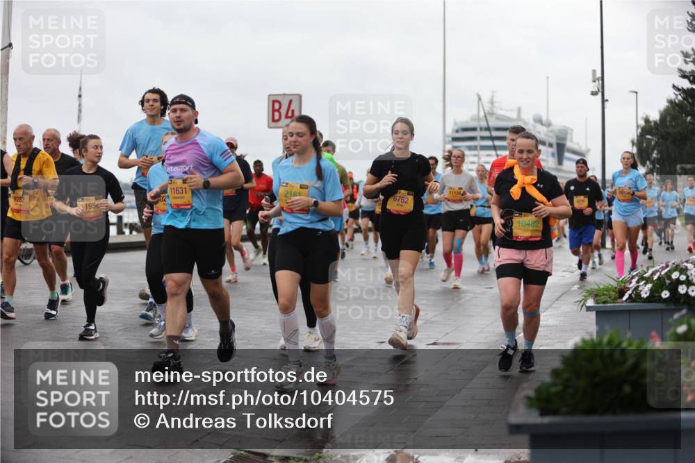 13.09.2026 - Kiel Lauf Andreas Tolksdorf http://msf.ph/oto/10404575 13.09.2026 11:05:27 Kiellinie 9282, 1195, 39, 11631, 02, 4, 6762, 2161, 11134, 10482 meine-sportfotos.de