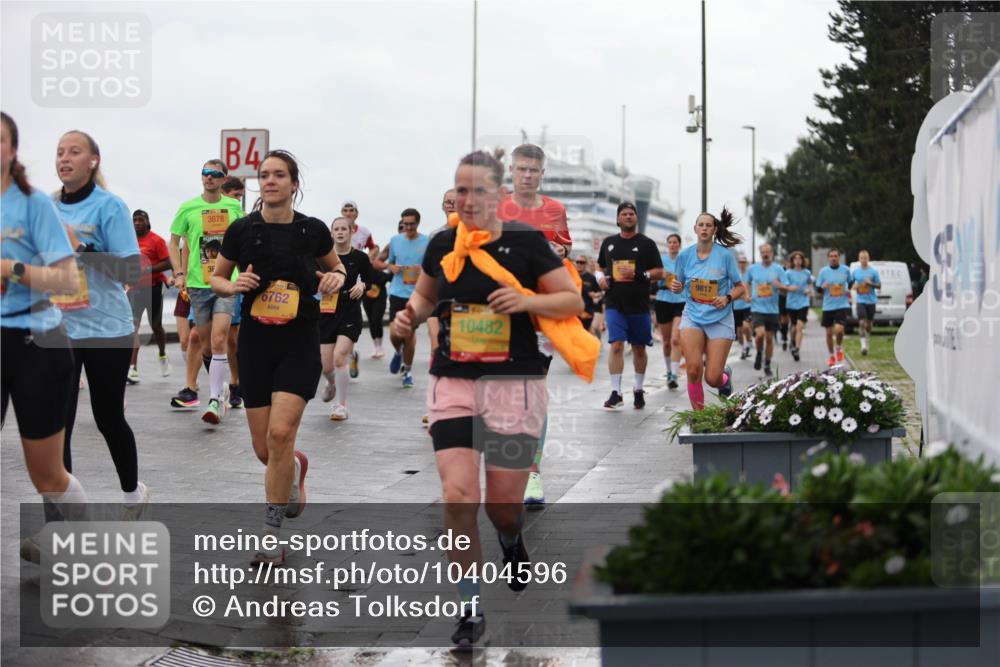 13.09.2026 - Kiel Lauf Andreas Tolksdorf http://msf.ph/oto/10404596 13.09.2026 11:05:27 Kiellinie 3678, 4, 6762, 10482, 9817 meine-sportfotos.de